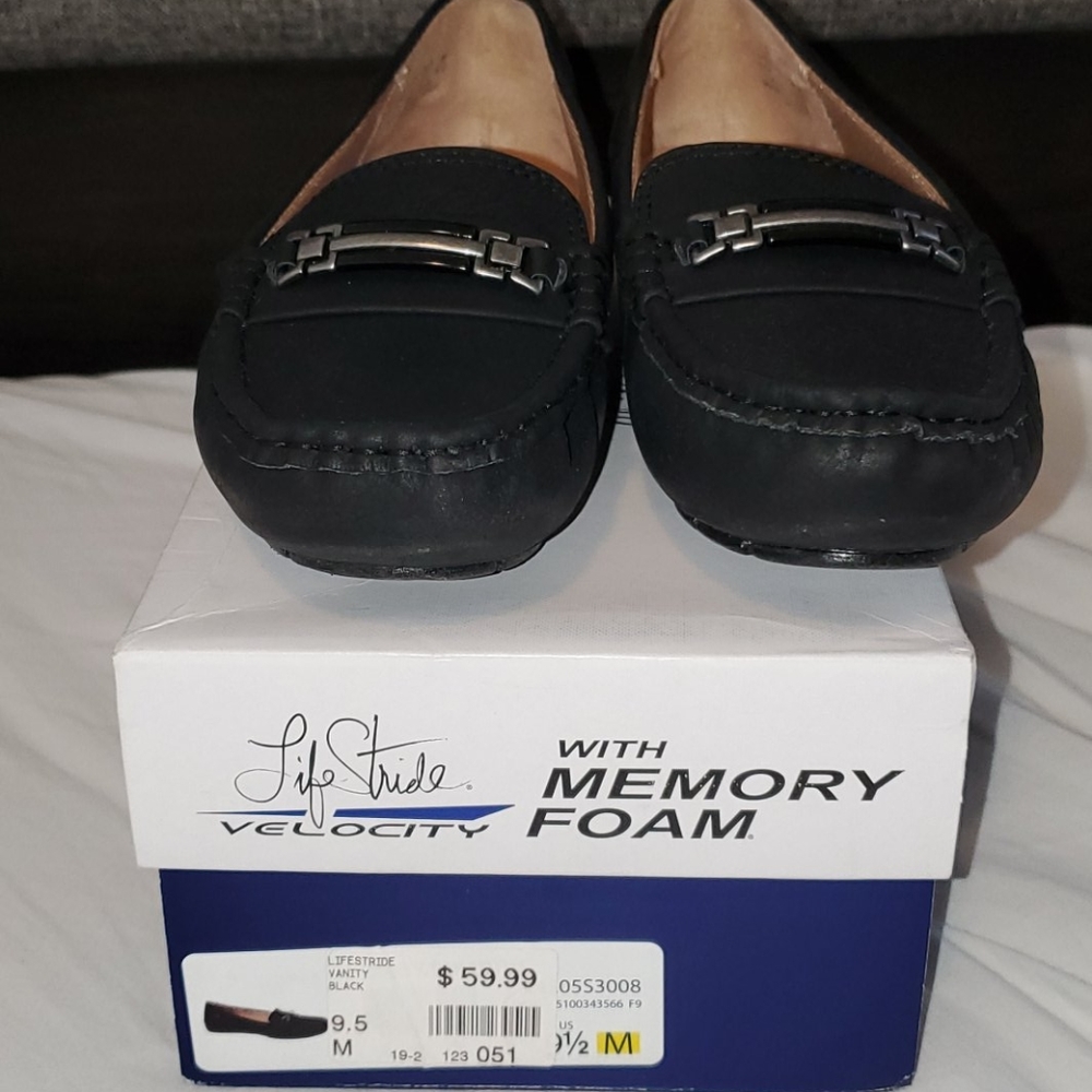 Life stride memory foam black shoes 9.5